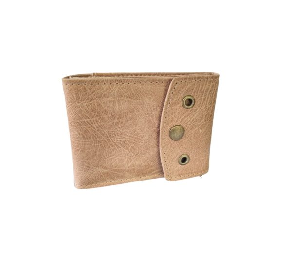 Billetera con broche
